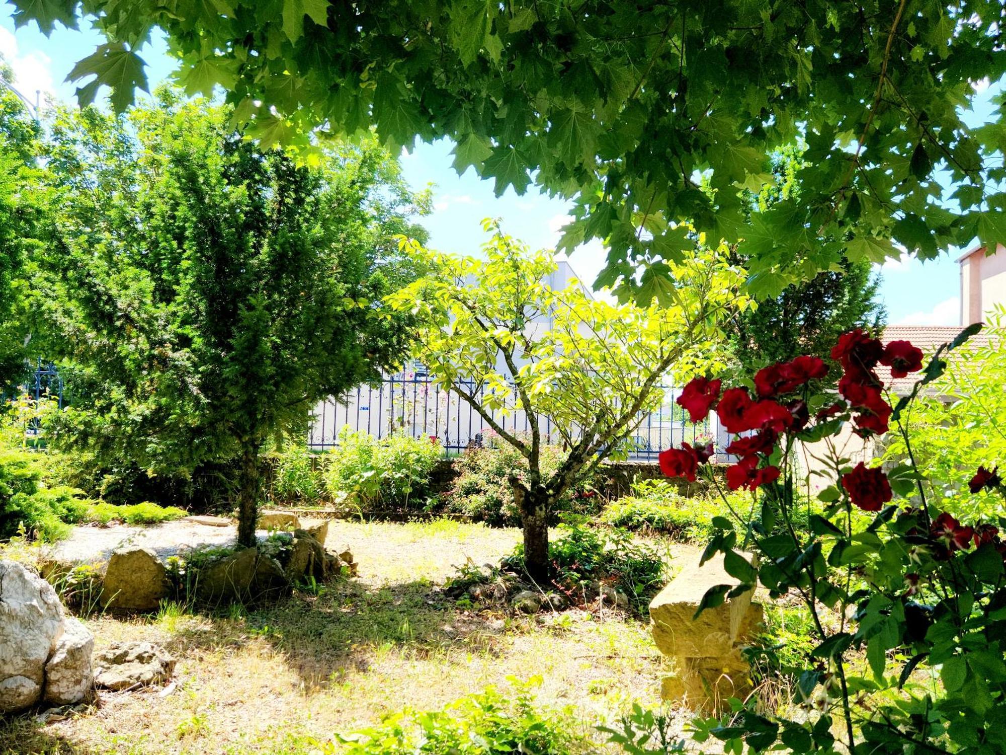Le Jardin D'Eden Apartment Ay-sur-Moselle Exterior photo